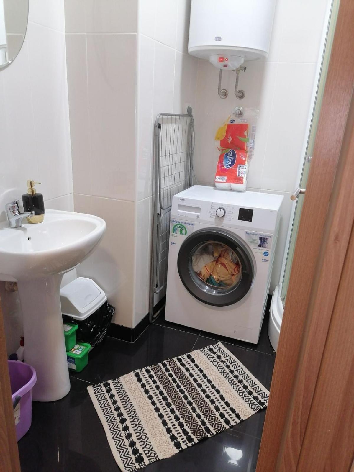 Apartment Burence Novi Sad Buitenkant foto